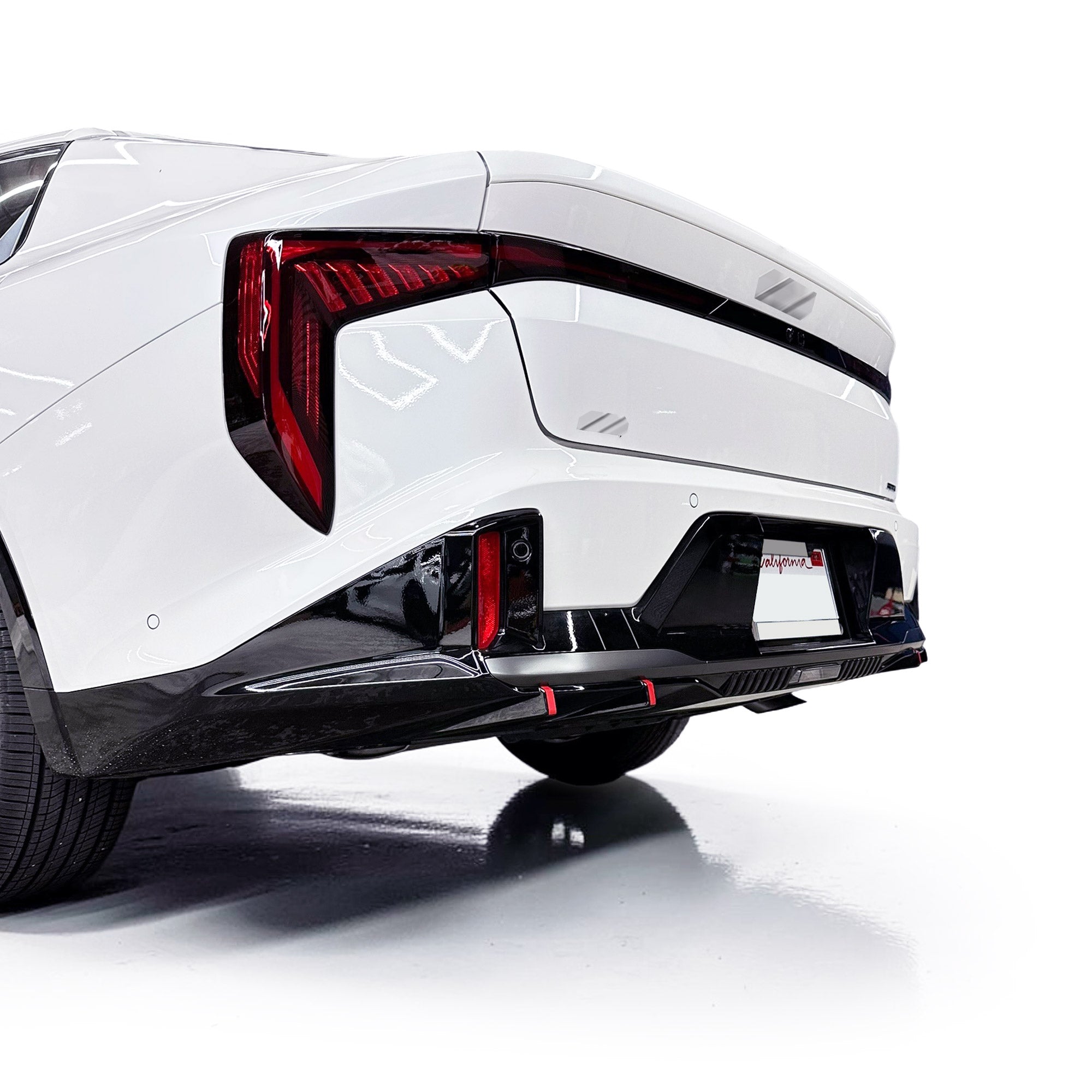 Rear Diffuser Pin-stripe Pre-cut Overlay for 2025+ K4 GT-Line Sedan Only