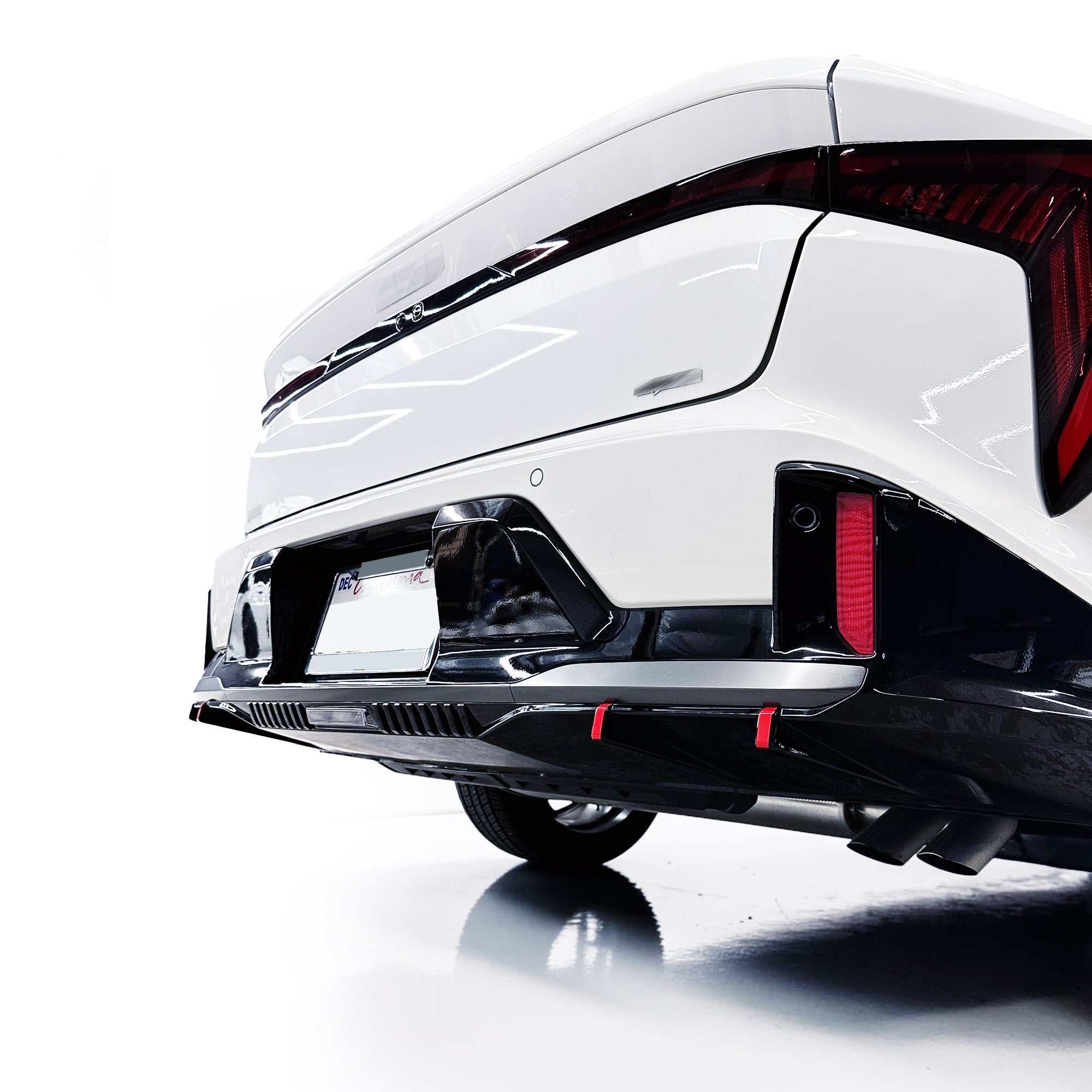 Rear Diffuser Pin-stripe Pre-cut Overlay for 2025+ K4 GT-Line Sedan Only